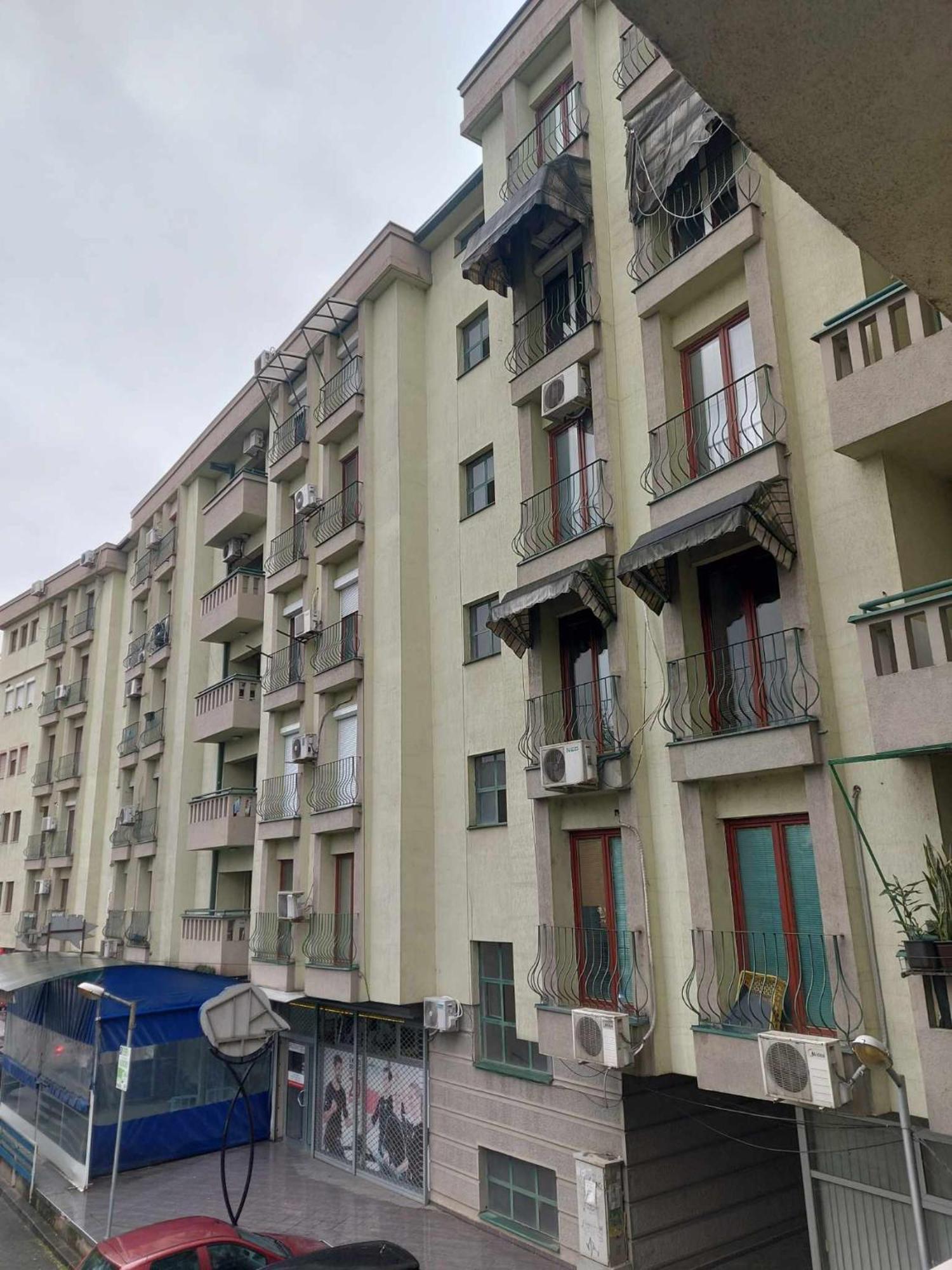 Centar Apartment Aleks Skopje Ngoại thất bức ảnh