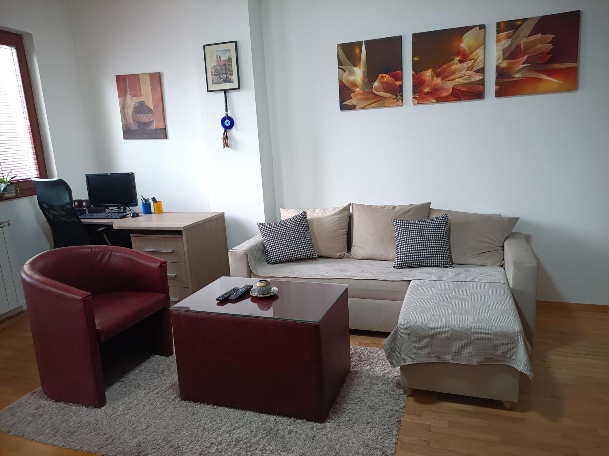 Centar Apartment Aleks Skopje Ngoại thất bức ảnh