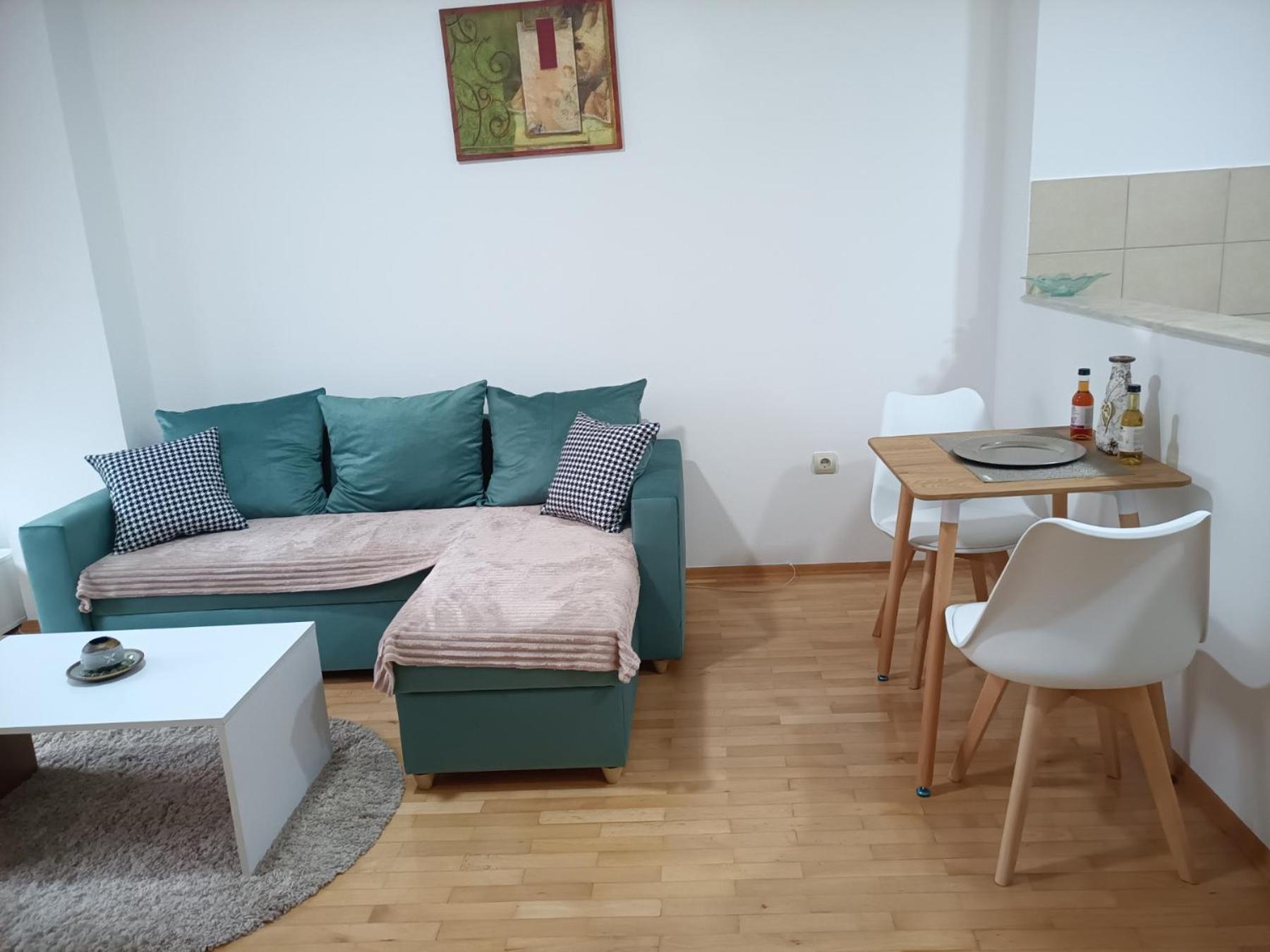 Centar Apartment Aleks Skopje Ngoại thất bức ảnh