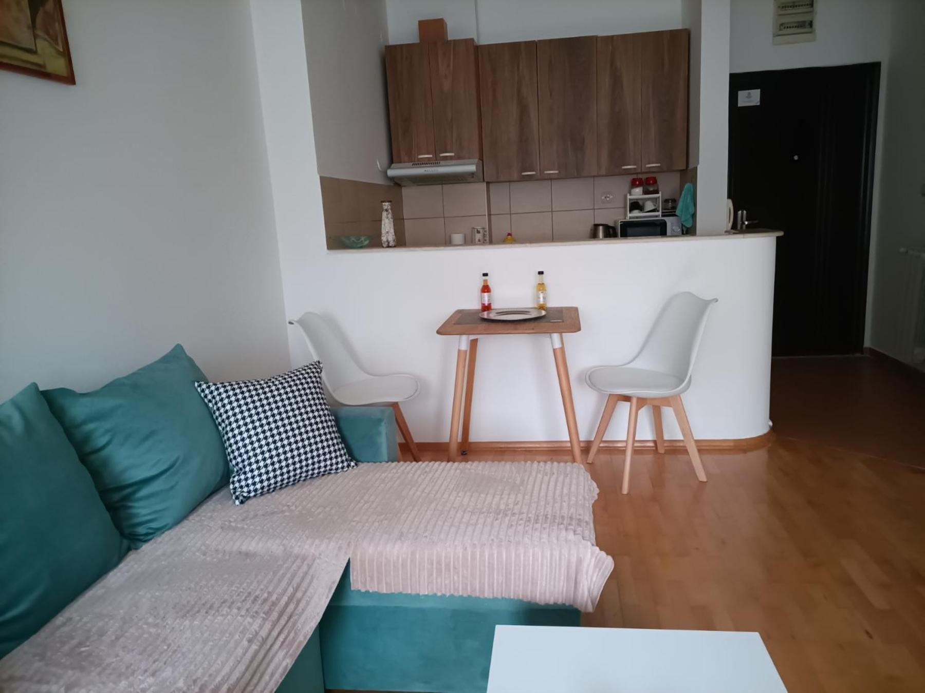 Centar Apartment Aleks Skopje Ngoại thất bức ảnh